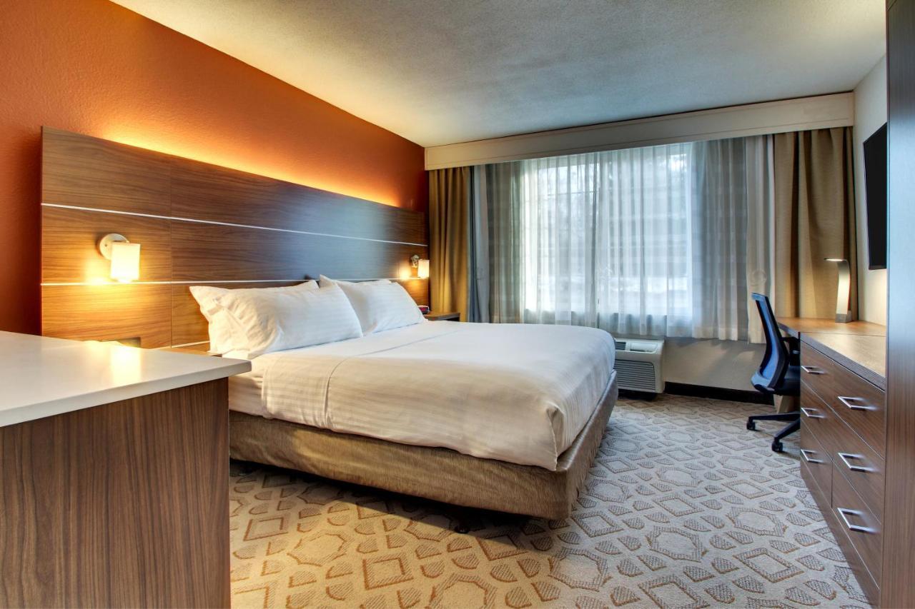 Holiday Inn Express Poughkeepsie By Ihg Exterior foto